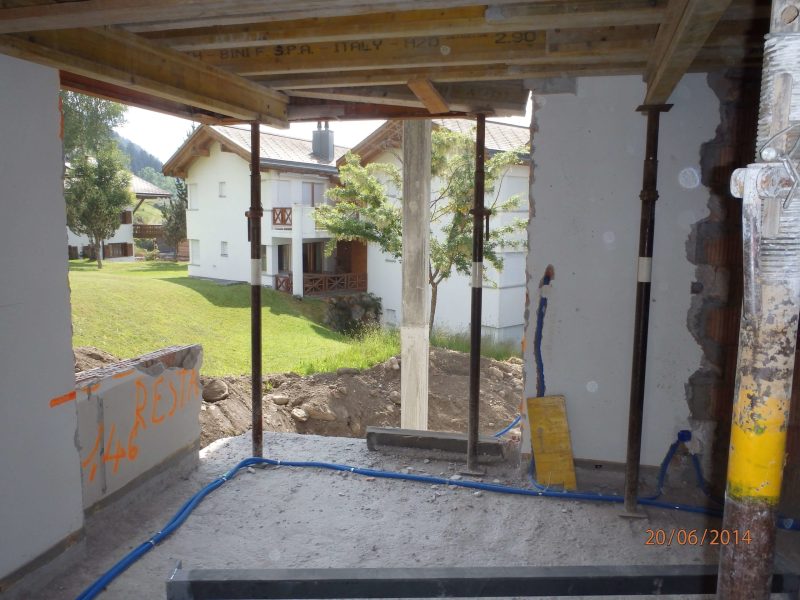 01 Umbau MFH Falun Brigels Fensterausbrueche