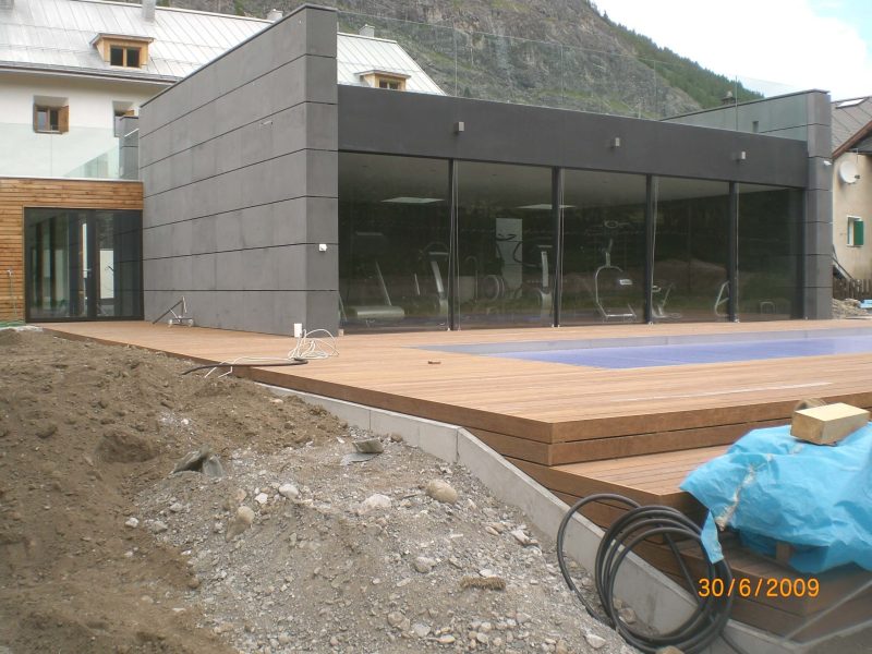 03 Fitness Wellnessgebaeude Schanf Umgebungsarbeiten