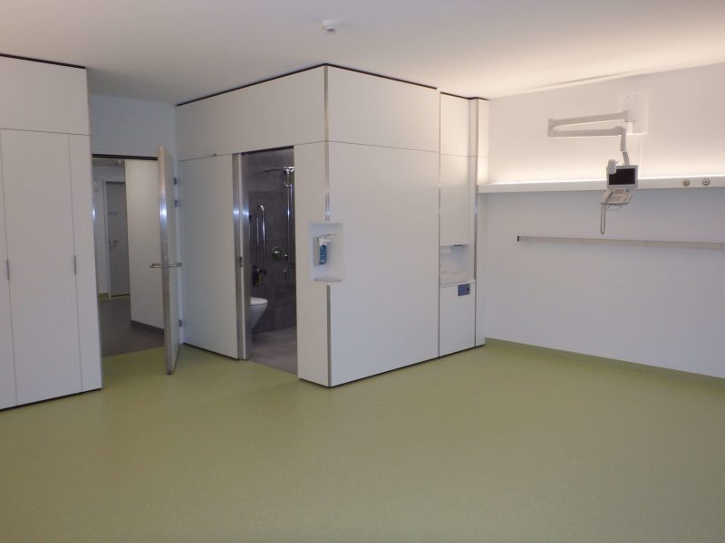 04 Neugestaltung Pazientenzimmer Spital Ilanz Uebergabe Erste Etappe I