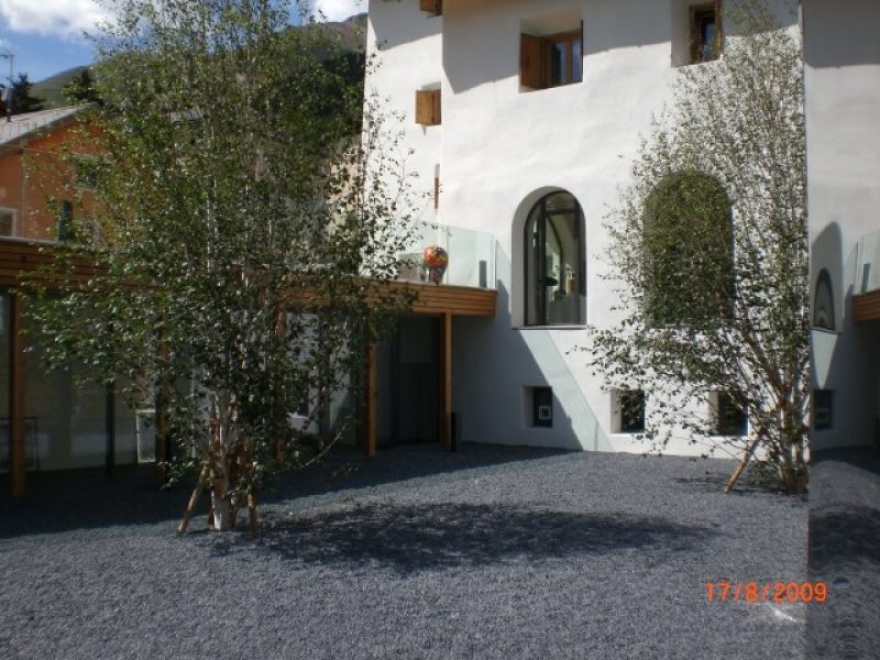 05 Fitness Wellnessgebaeude Schanf Stand Abnahme Umgebung II