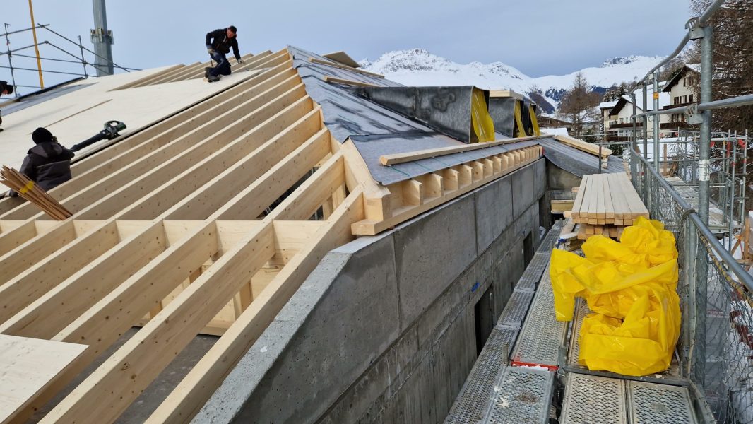 5 15.12.22 Dachschalung + Dampfsperre (3)