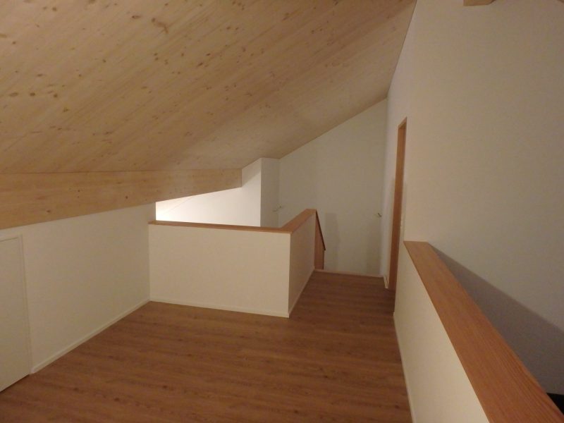 PB060079